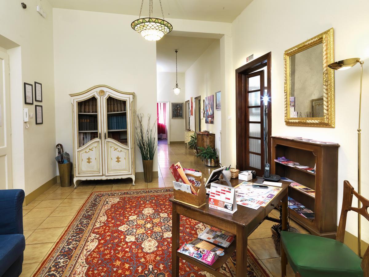 Ferienwohnung Residenza Oltrarno Florenz Exterior foto